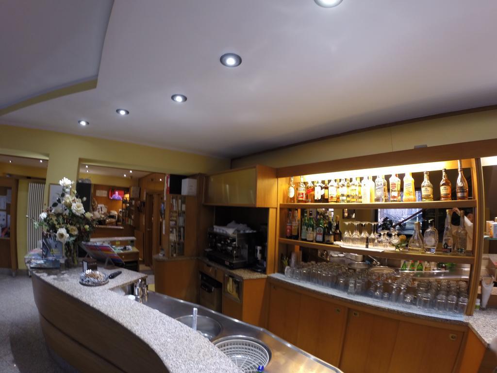 Flying Hotel San Maurizio Canavese Buitenkant foto